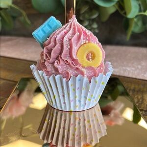 Nectar Life Pink and Blue Cupcake Soap